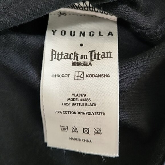 YOUNGLA x Attack On Titan First Battle #4186 Men's Cropped T Size L Black - Picture 9 of 13